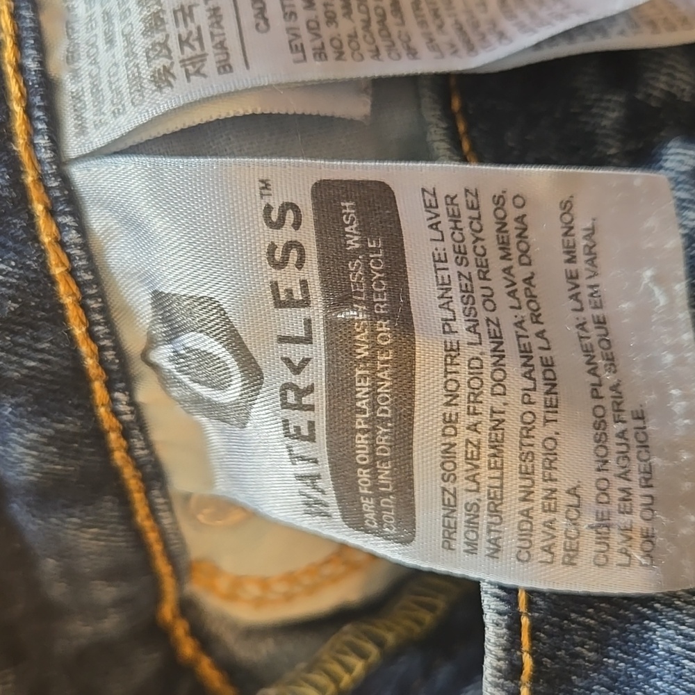 Levi's 511 Womens Straight Blue Jeans, W28 L30, GUC, Classic Look, Distressed - Picture 6 of 13